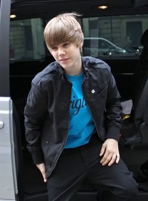 2011 Justin Bieber Wallpapers normal_14.jpg